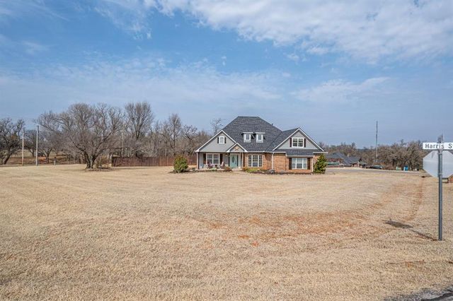 3353 McDaniel, Blanchard, OK 73010