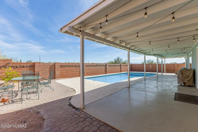 10170 E Sky Castle Way, Tucson, AZ 85730