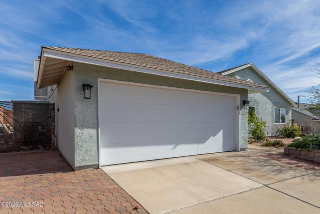 10170 E Sky Castle Way, Tucson, AZ 85730