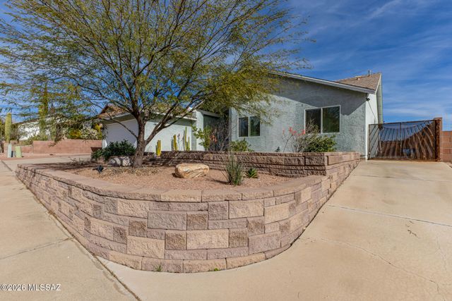 10170 E Sky Castle Way, Tucson, AZ 85730