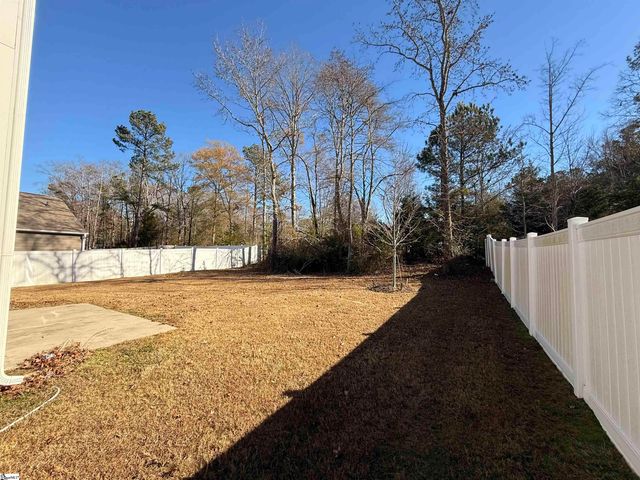 734 Liberty Walk Lane, Simpsonville, SC 29681