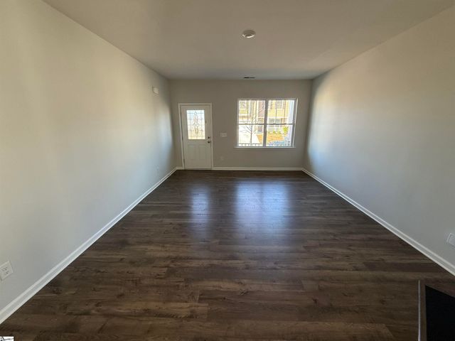 734 Liberty Walk Lane, Simpsonville, SC 29681