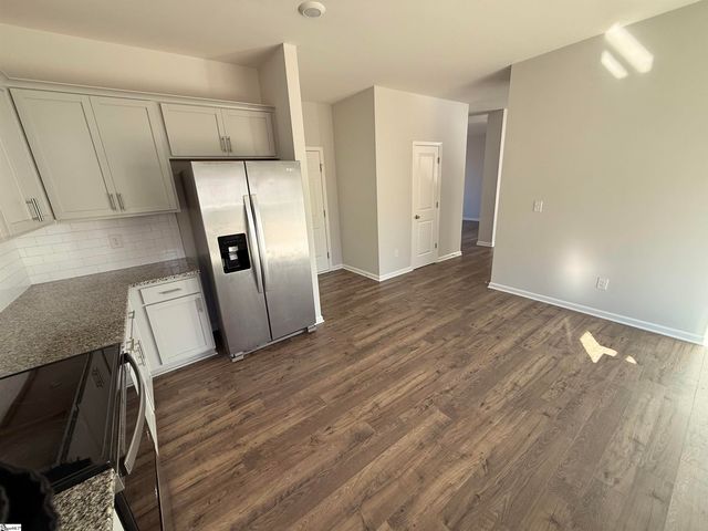 734 Liberty Walk Lane, Simpsonville, SC 29681