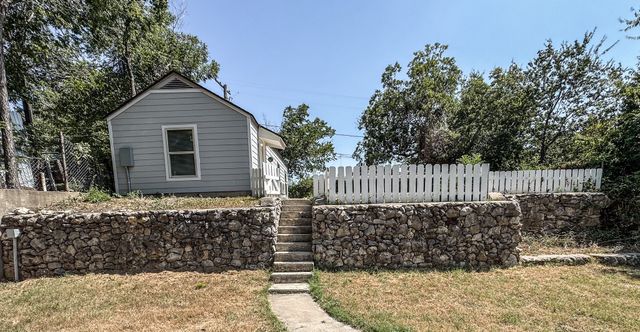 1864 Highland Avenue, Fort Worth, TX 76164