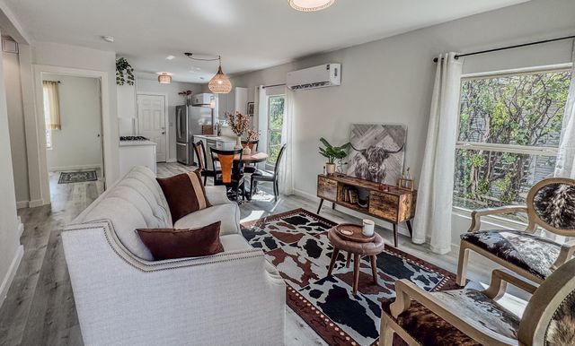 1864 Highland Avenue, Fort Worth, TX 76164