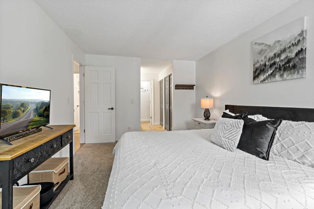 3155 Coachman Road 310, Eagan, MN 55121