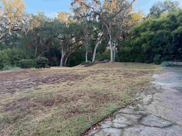 10678 Lake Iamonia Dr, Tallahassee, FL 32312