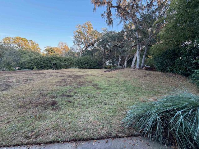 10678 Lake Iamonia Dr, Tallahassee, FL 32312