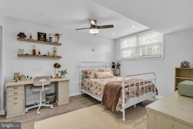 8001 LEYTON PL, Springfield, VA 22152