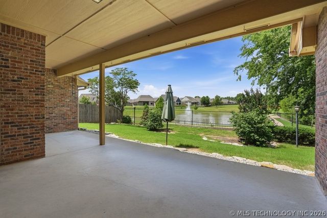 3117 E 143rd Street S, Bixby, OK 74008