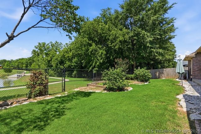 3117 E 143rd Street S, Bixby, OK 74008