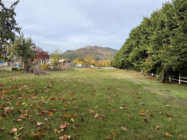 85551 DILLEY Ln, Eugene, OR 97405