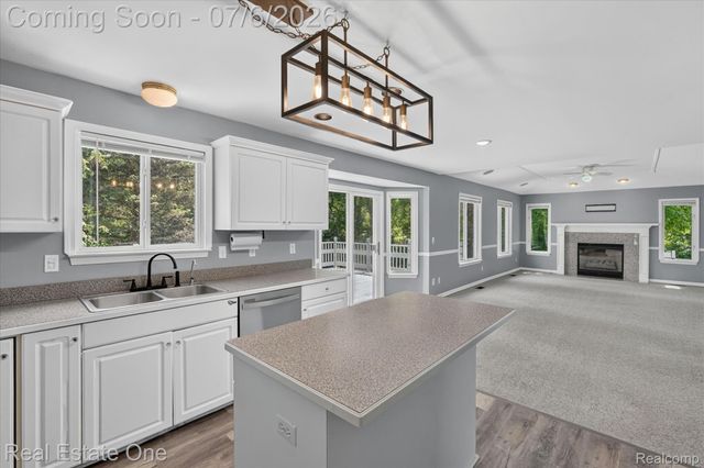 9610 Forest Ridge Drive, Village Of Clarkston, MI 48348