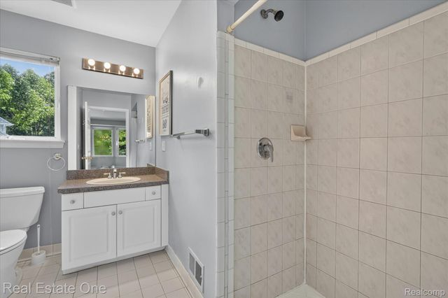 9610 Forest Ridge Drive, Village Of Clarkston, MI 48348