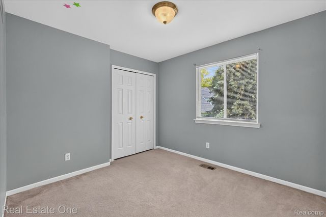 9610 Forest Ridge Drive, Village Of Clarkston, MI 48348