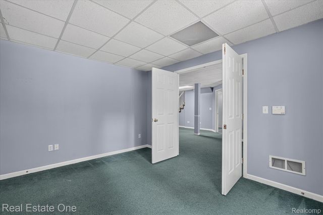 9610 Forest Ridge Drive, Village Of Clarkston, MI 48348