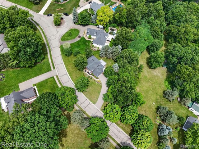 9610 Forest Ridge Drive, Village Of Clarkston, MI 48348