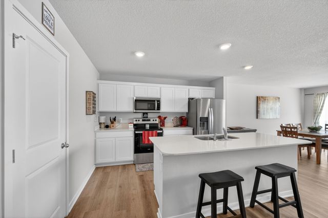 518 Elkhorn Street, Mitchellville, IA 50169