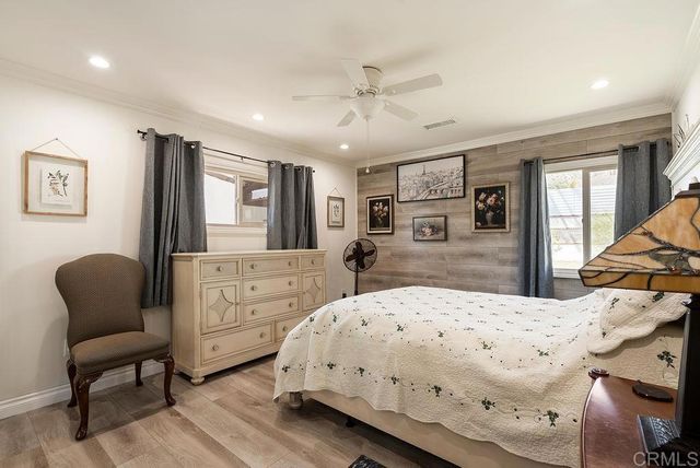 453 W Laurel Avenue, Glendora, CA 91741