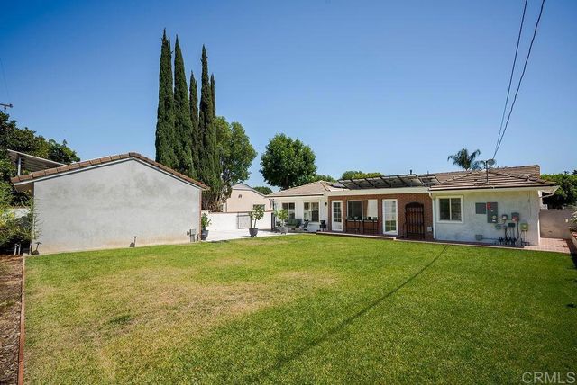 453 W Laurel Avenue, Glendora, CA 91741