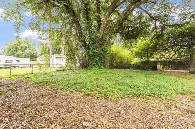 126 Sherwood Drive, Lafayette, LA 70501