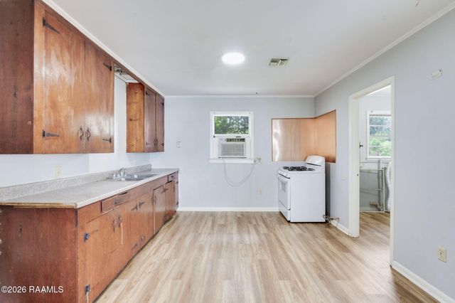 126 Sherwood Drive, Lafayette, LA 70501