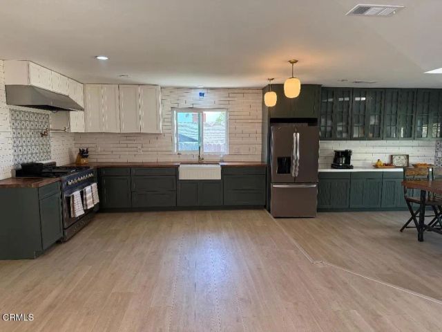 349 Calle Larios, Camarillo, CA 93010