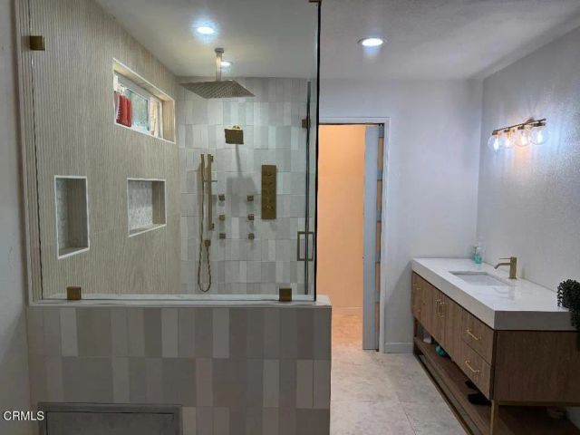 349 Calle Larios, Camarillo, CA 93010
