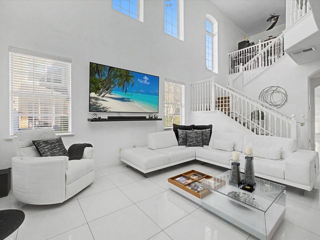 528 WOODLAND TERRACE, Orlando, FL 32828