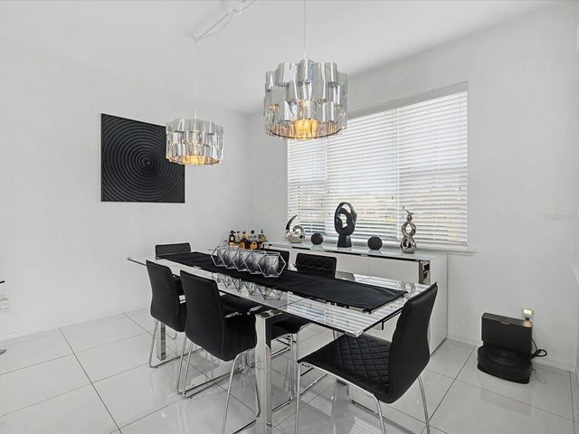 528 WOODLAND TERRACE, Orlando, FL 32828