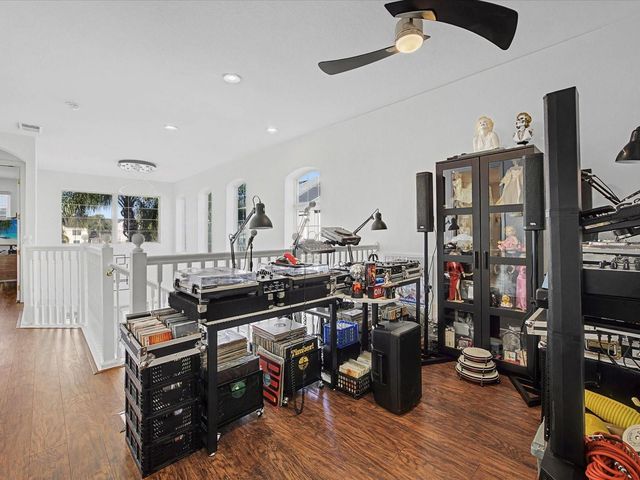 528 WOODLAND TERRACE, Orlando, FL 32828