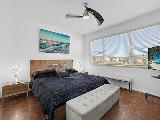 528 WOODLAND TERRACE, Orlando, FL 32828