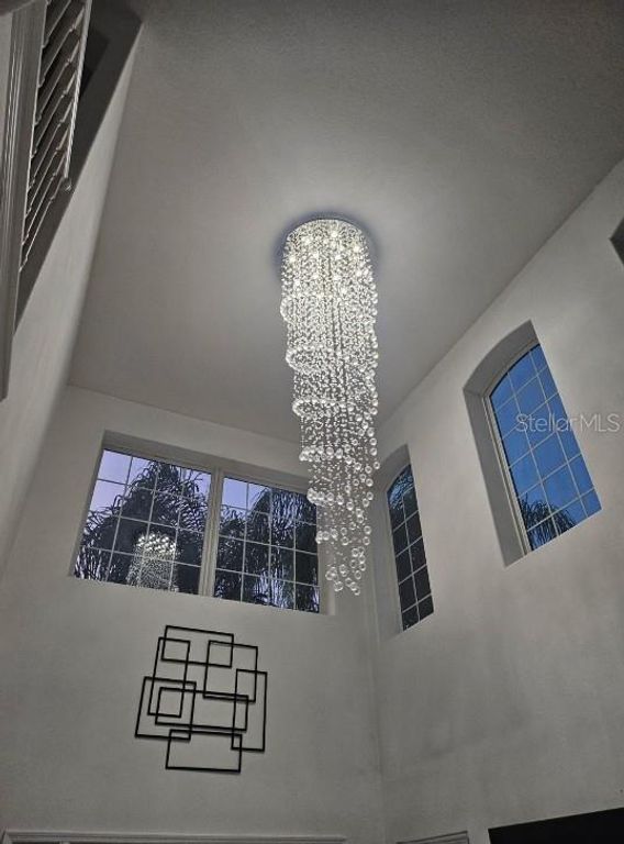 Image 20 of property listing at 528 WOODLAND TERRACE, Orlando, FL 32828