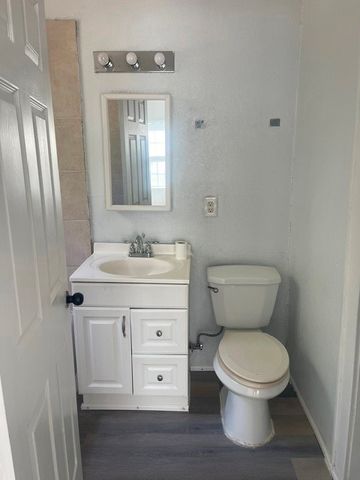 214 S 4th, Wills Point, TX 75169