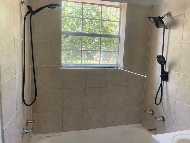 214 S 4th, Wills Point, TX 75169