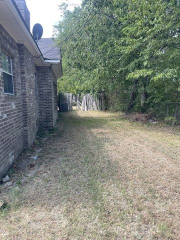 214 S 4th, Wills Point, TX 75169