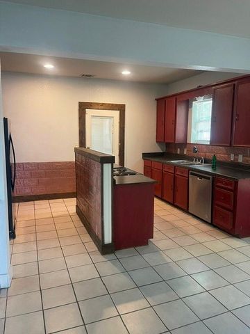 214 S 4th, Wills Point, TX 75169