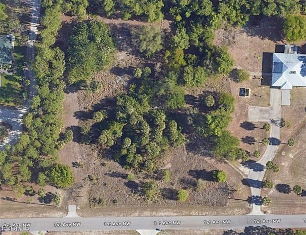 xxxx 1st AVE NW, Naples, FL 34119