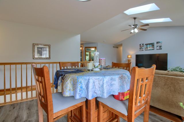 4952 Elmers Turn, Hamburg Twp, MI 48169