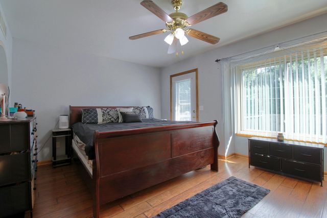 4952 Elmers Turn, Hamburg Twp, MI 48169
