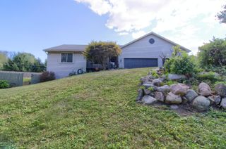 4952 Elmers Turn, Hamburg Twp, MI 48169