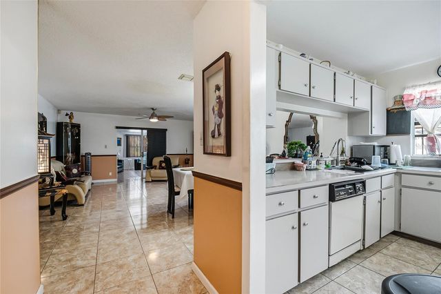 2121 PAPRIKA DRIVE, Orlando, FL 32837