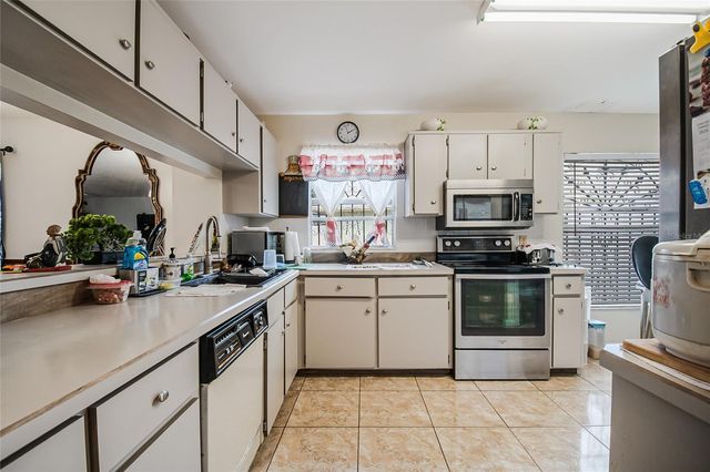 2121 PAPRIKA DRIVE, Orlando, FL 32837