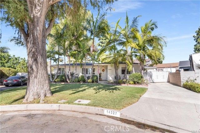 14327 Emory, Whittier, CA 90605
