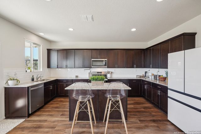 11259 Blue Feather, San Antonio, TX 78254