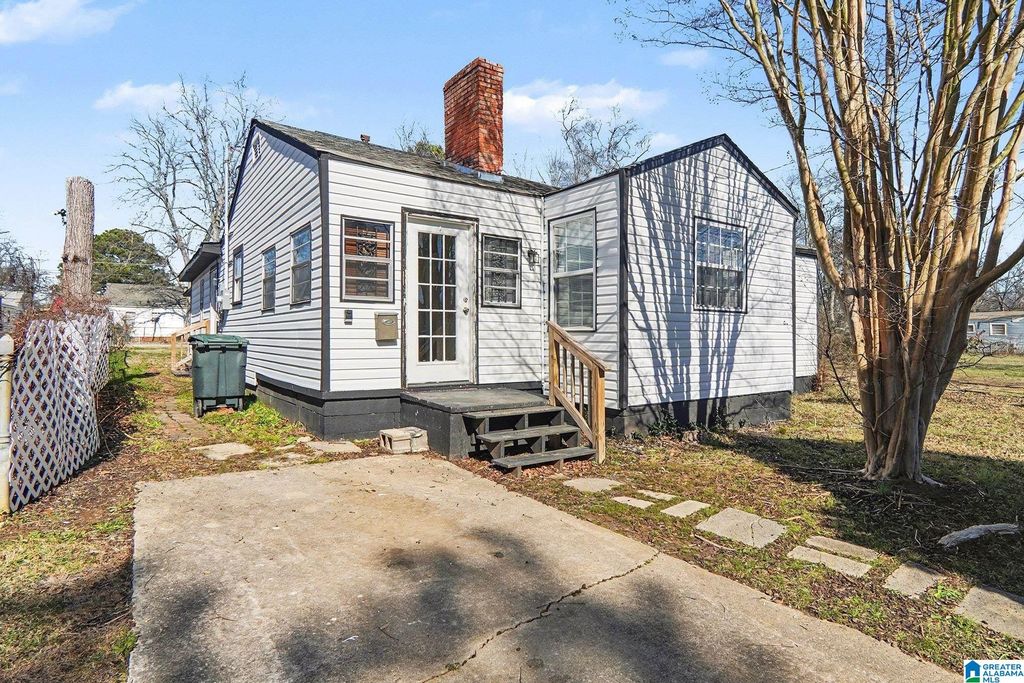 1872 PRINCETON COURT SW, Birmingham, AL 35211