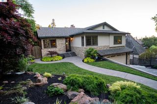 70 St James Pl, Piedmont, CA 94611