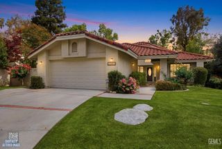 5305 Muirfield Drive, Bakersfield, CA 93306