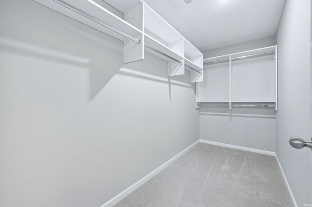 568 Lago Court, Fort Wayne, IN 46818