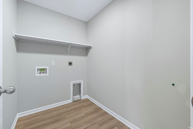 568 Lago Court, Fort Wayne, IN 46818